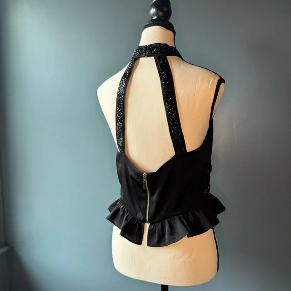 Elegant Black Halter Top - Picture 2 of 3